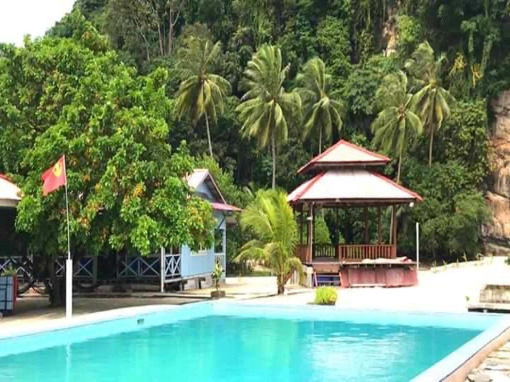 Capital O 91017 Tuba Beach Resort @ Pulau Tuba Kuah Luaran gambar